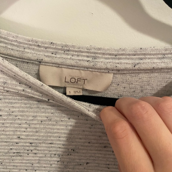 LOFT Sweater with Faux underlay - Picture 2 of 2